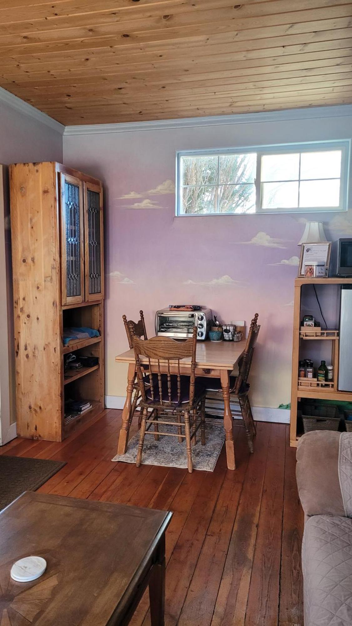 Angel Cottage With A Sauna Or The Cozy With A Jacuzzi Tub, Both Are Studios With A View Of Mount Shasta Quarto foto